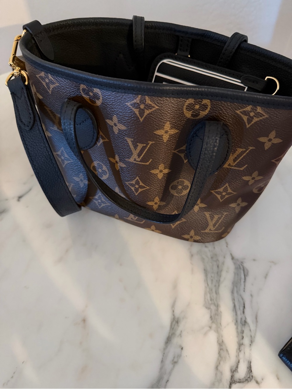Louis Vuitton Neverfull Bandoulière Inside Out BB